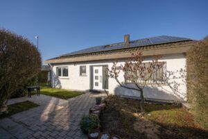 Garten vorne