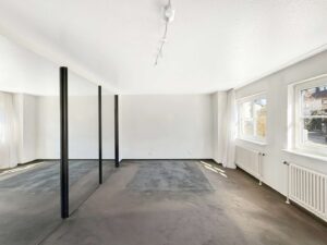 Großes Schlafzimmer