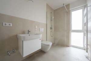 Badezimmer Kind