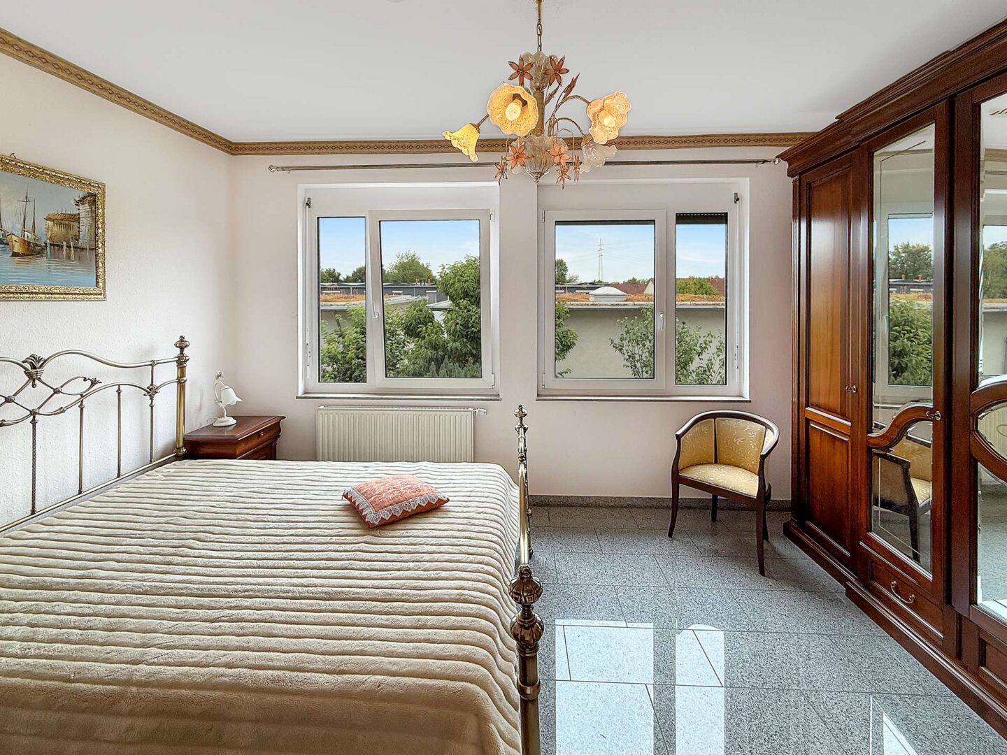 Schlafzimmer 2