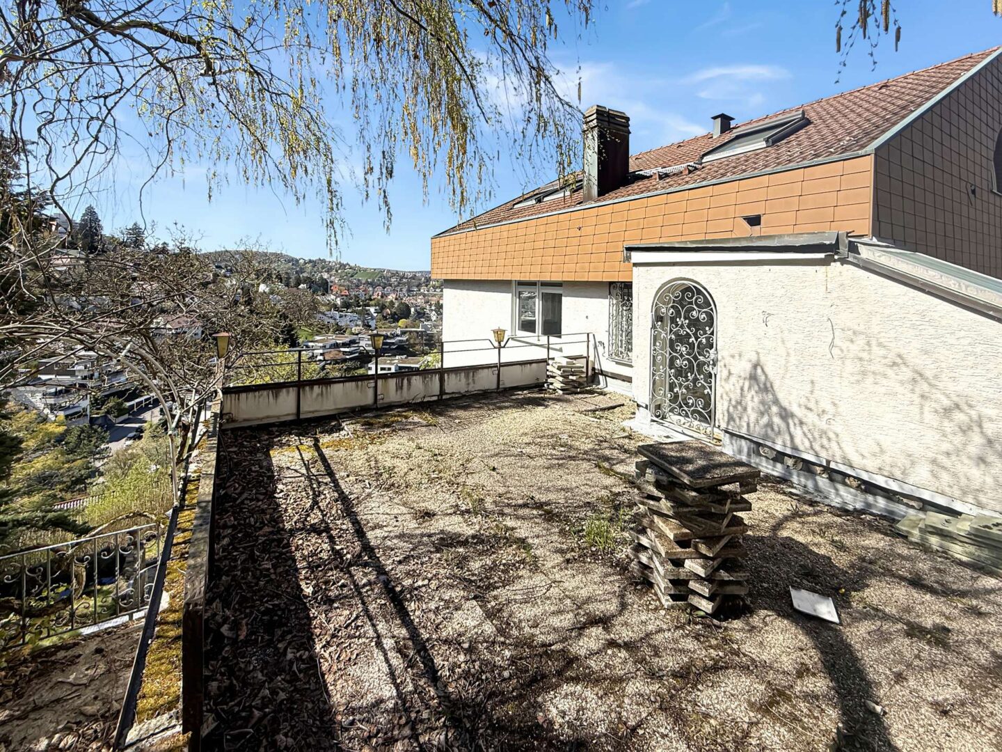 Terrasse auf dem Pooldach