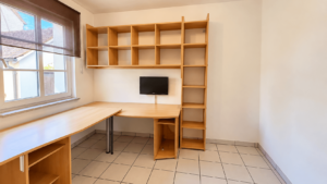 Büro EG