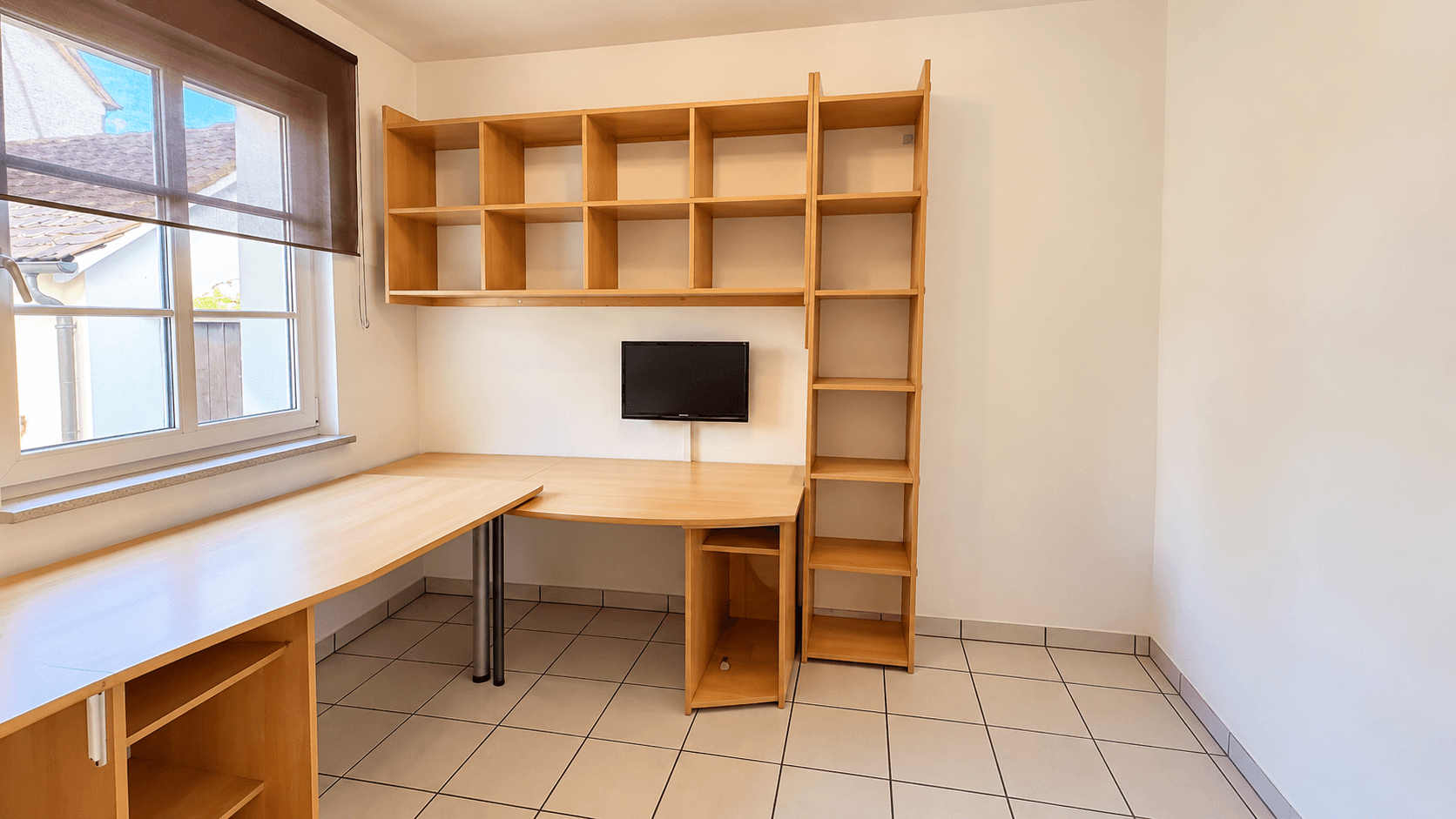 Büro EG