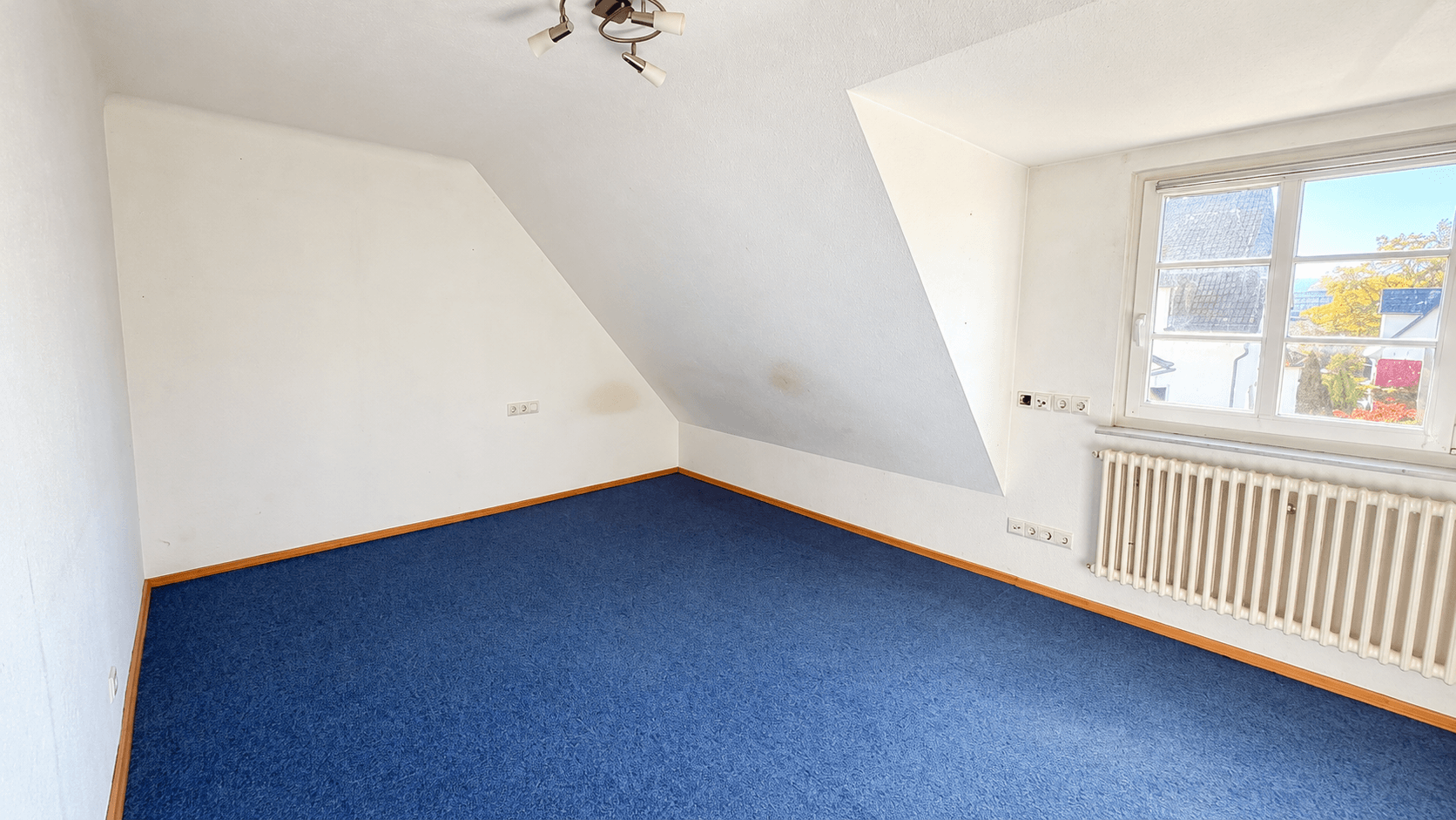 Schlafzimmer DG